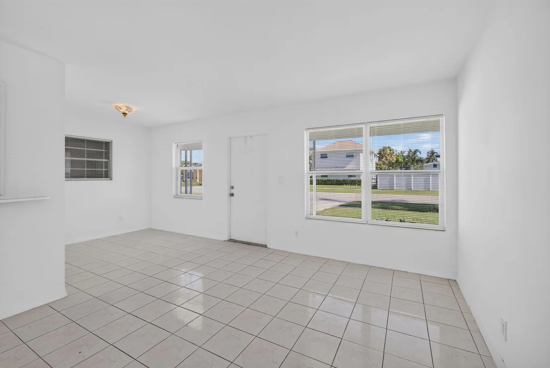 Photo of 304 Cypress Drive
