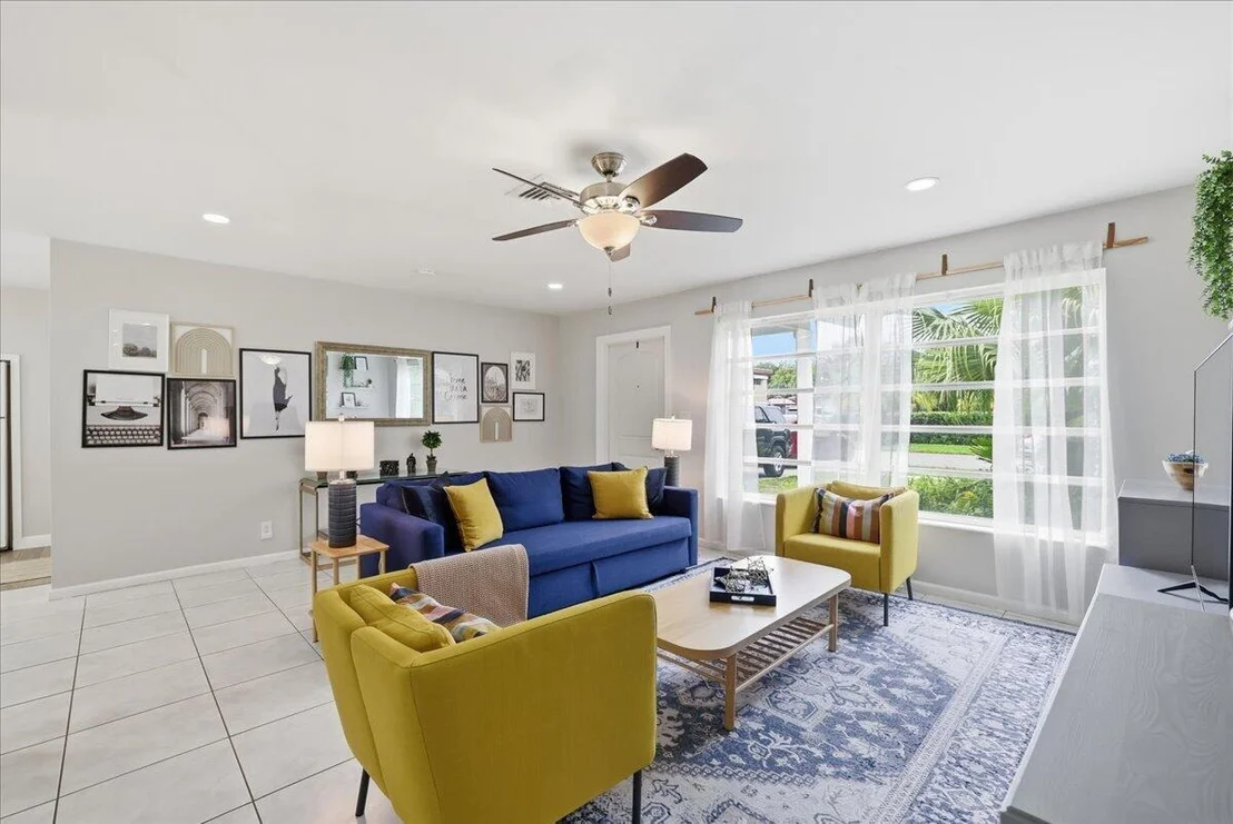 Photo of 583 NW 12th Terrace