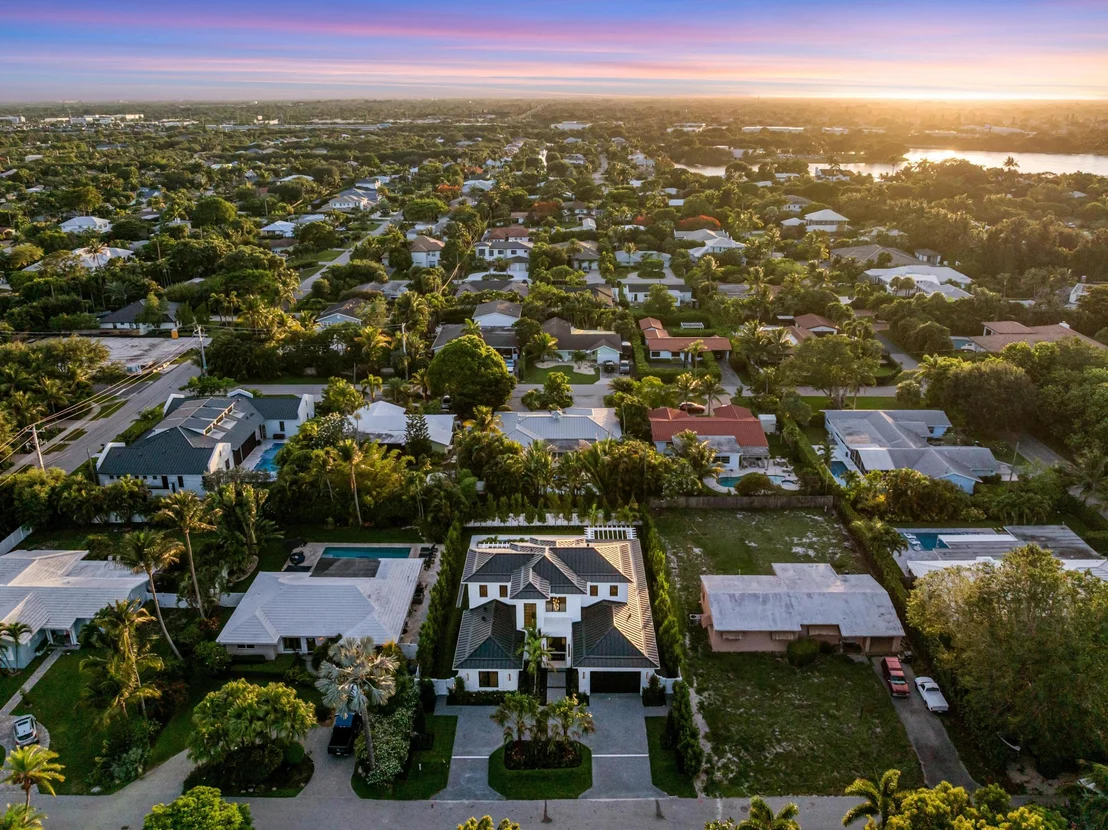 Photo of 720 NW 3rd Avenue