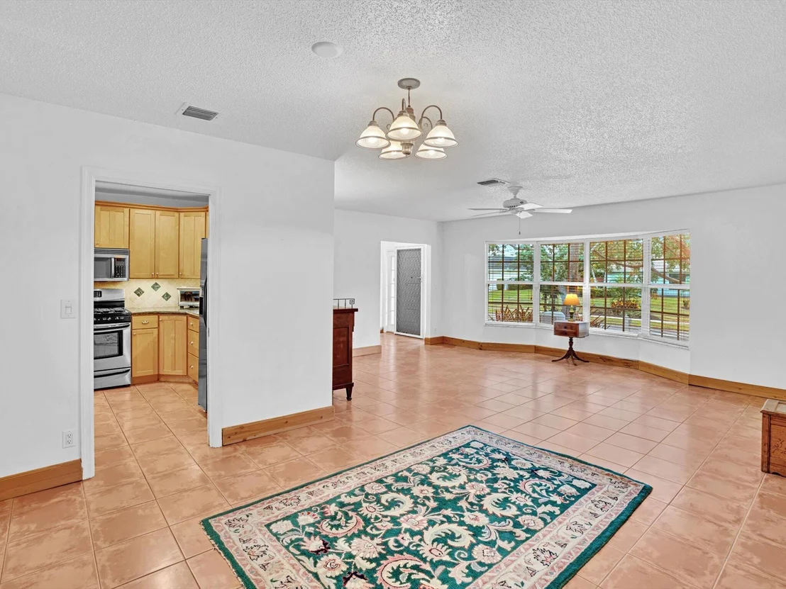 Photo of 3204 Lakeview Drive