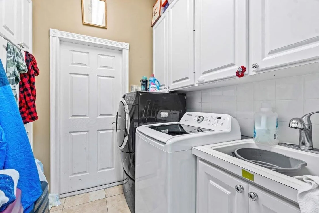 Photo of 7580 Red River Road