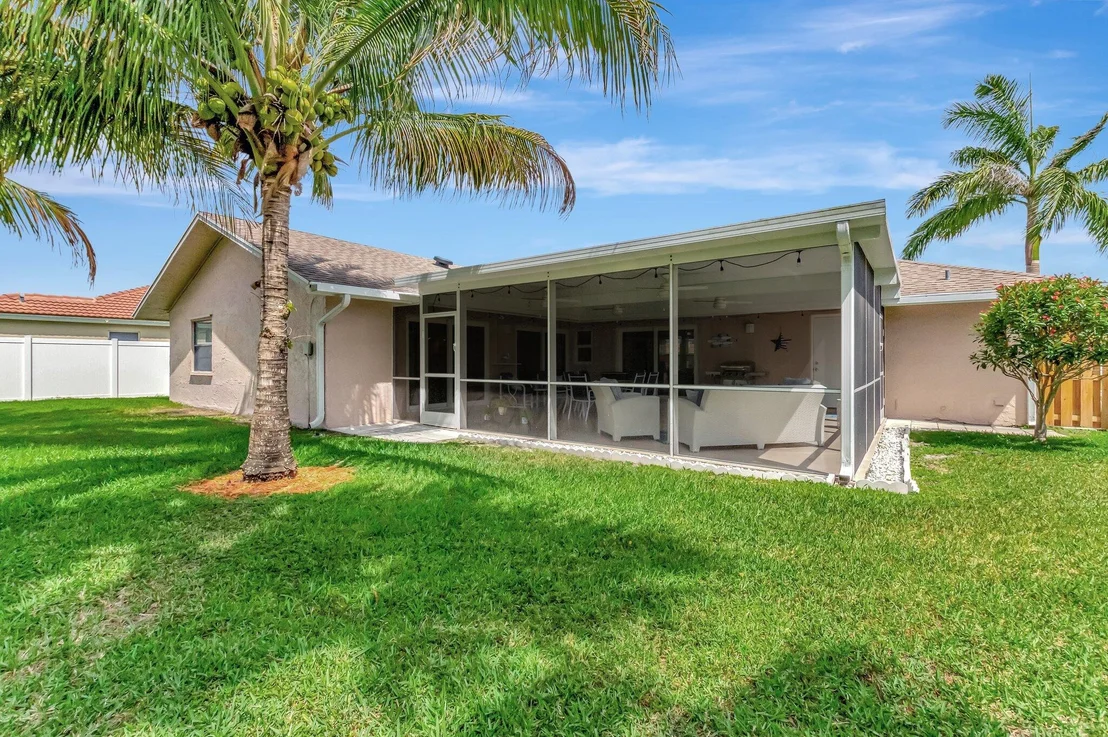Photo of 11390 Chipmunk Drive