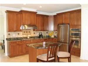 Photo of 1124 Lakeshore Drive