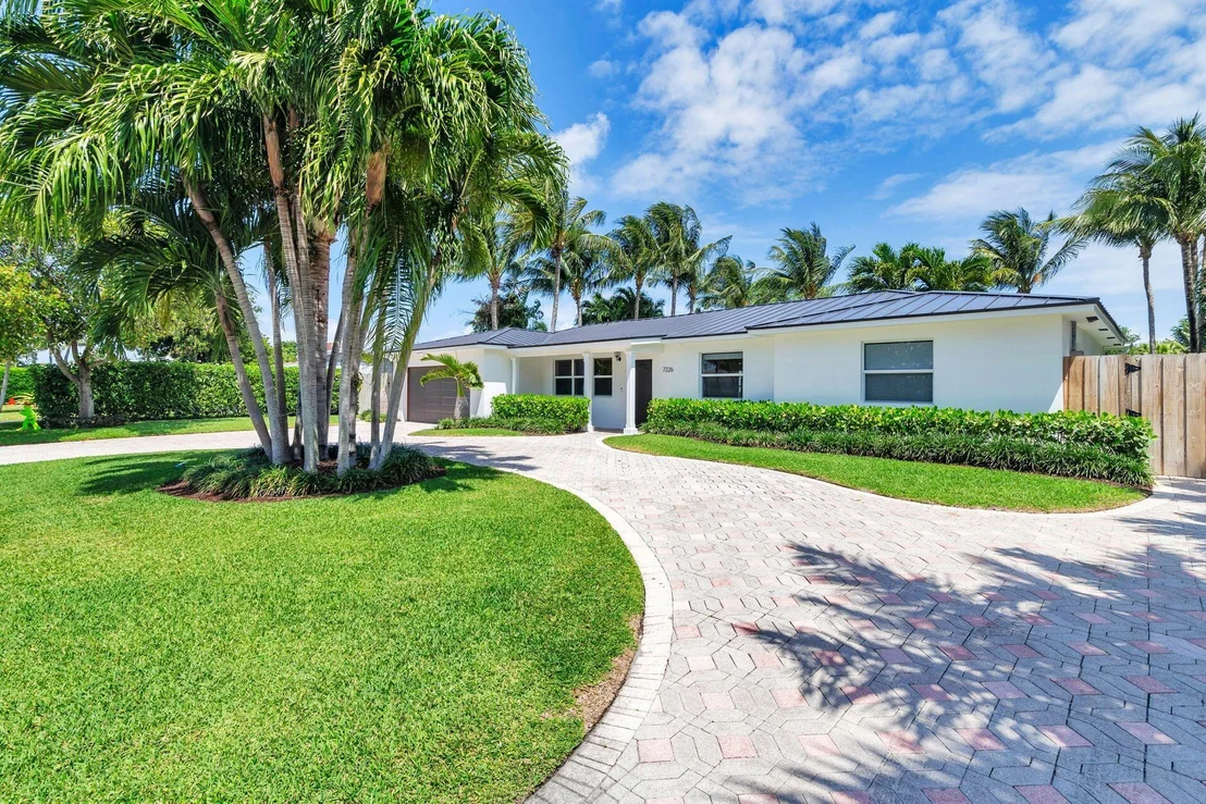 Photo of 7226 Pine Tree Lane