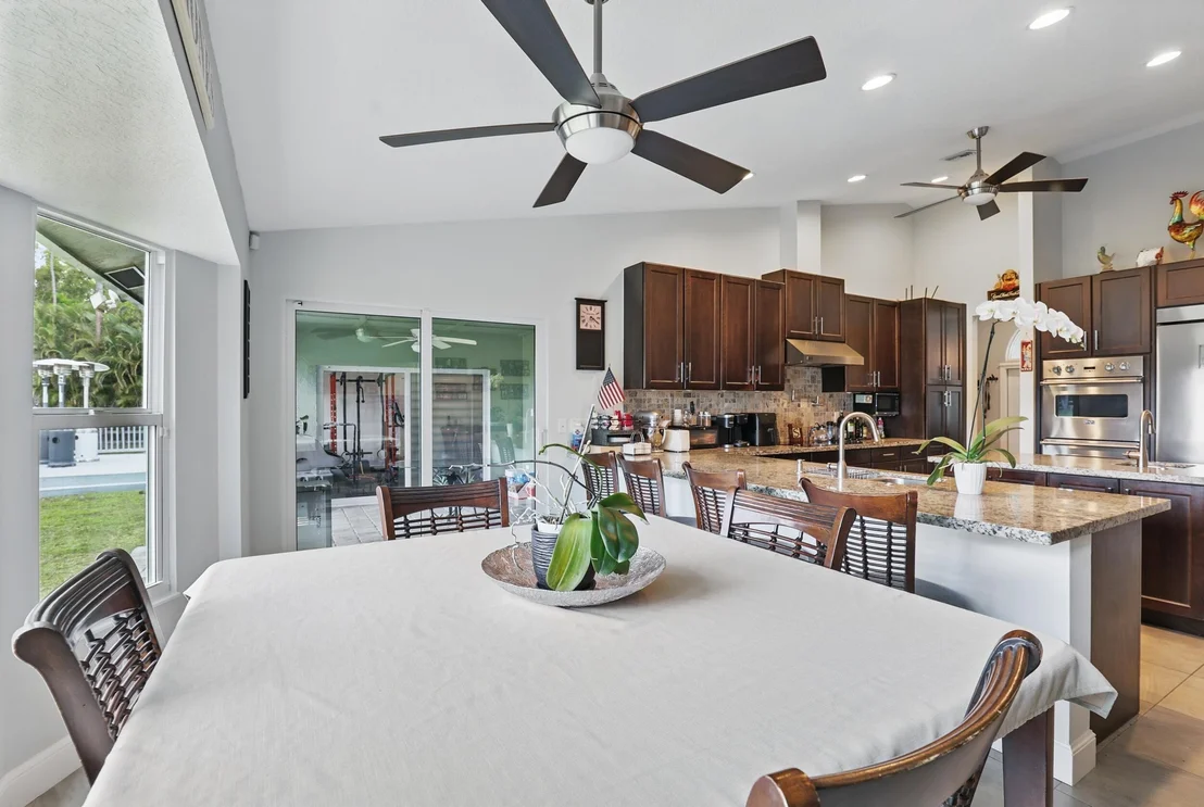 Photo of 13376 Compton Road