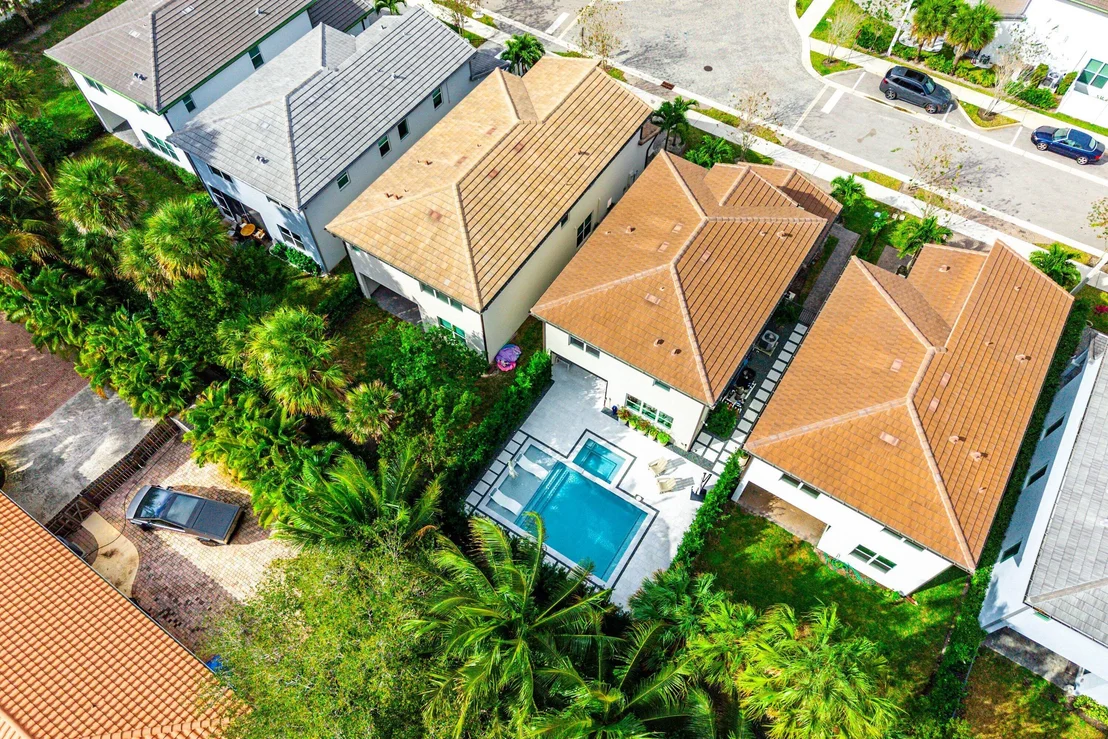 Photo of 4310 Buttonwood Drive