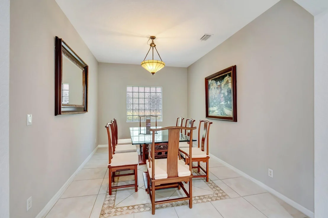 Photo of 6788 Hendry Drive