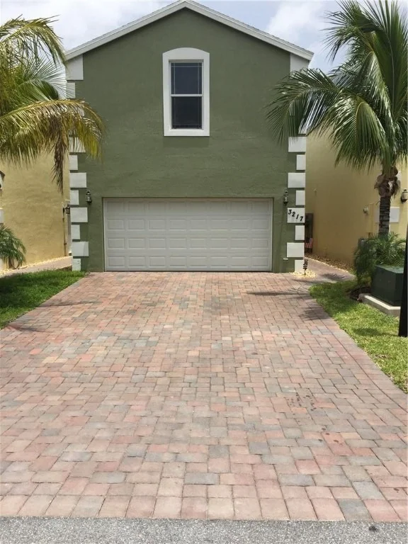 Photo of 3217 Johns Place