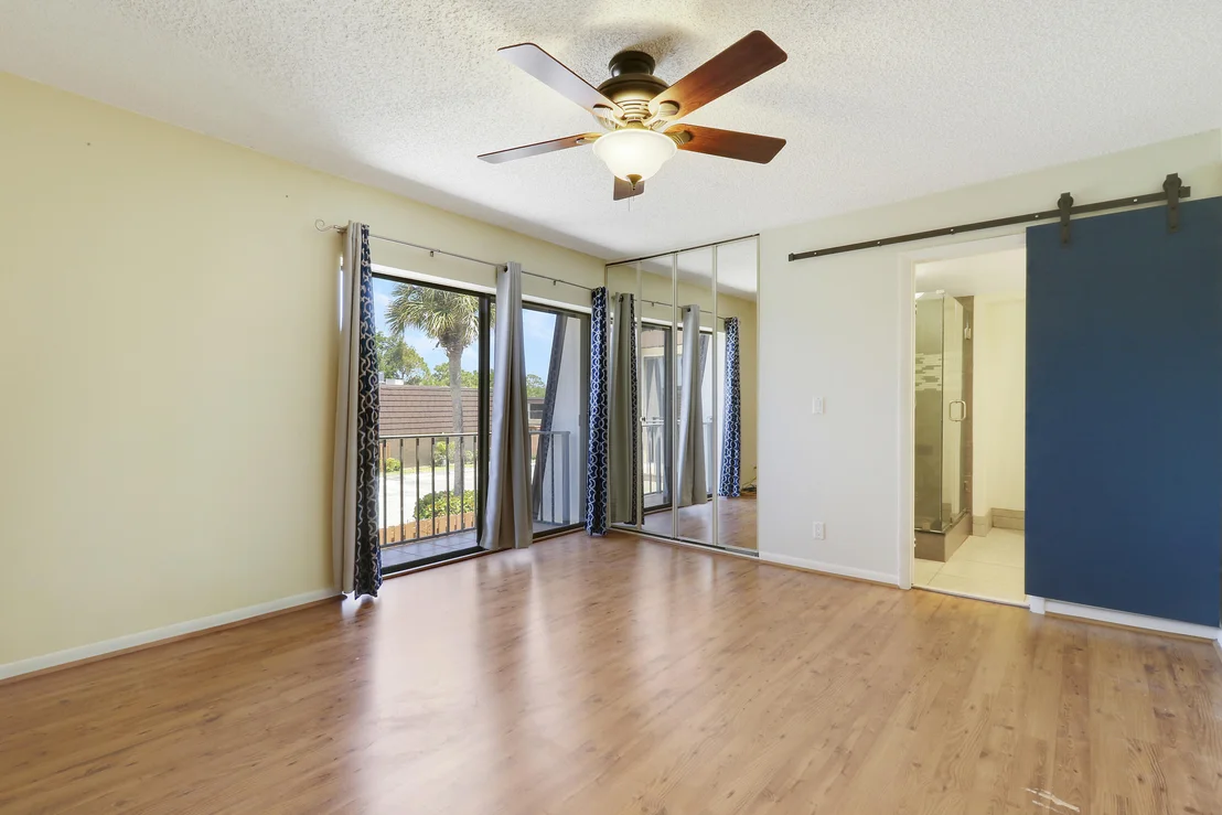 Photo of Unit 435 at 5895 SE Riverboat Drive