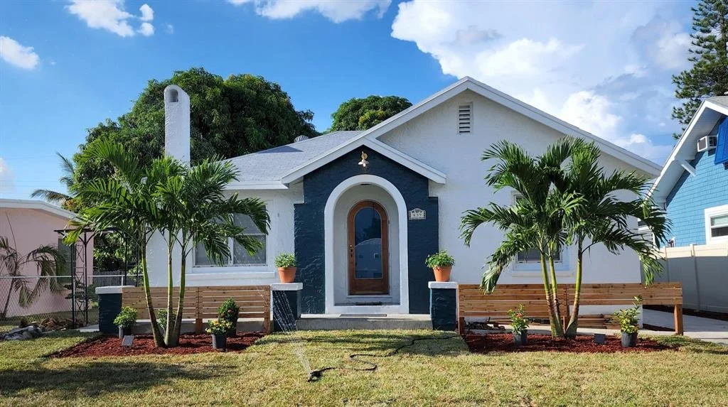 Photo of 439 Monroe Drive