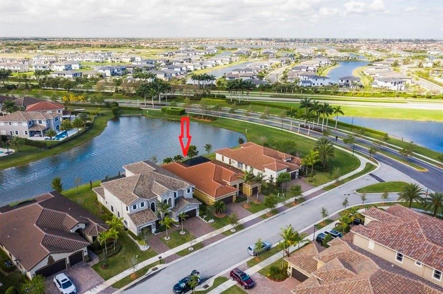 Photo of 10380 Peninsula Place