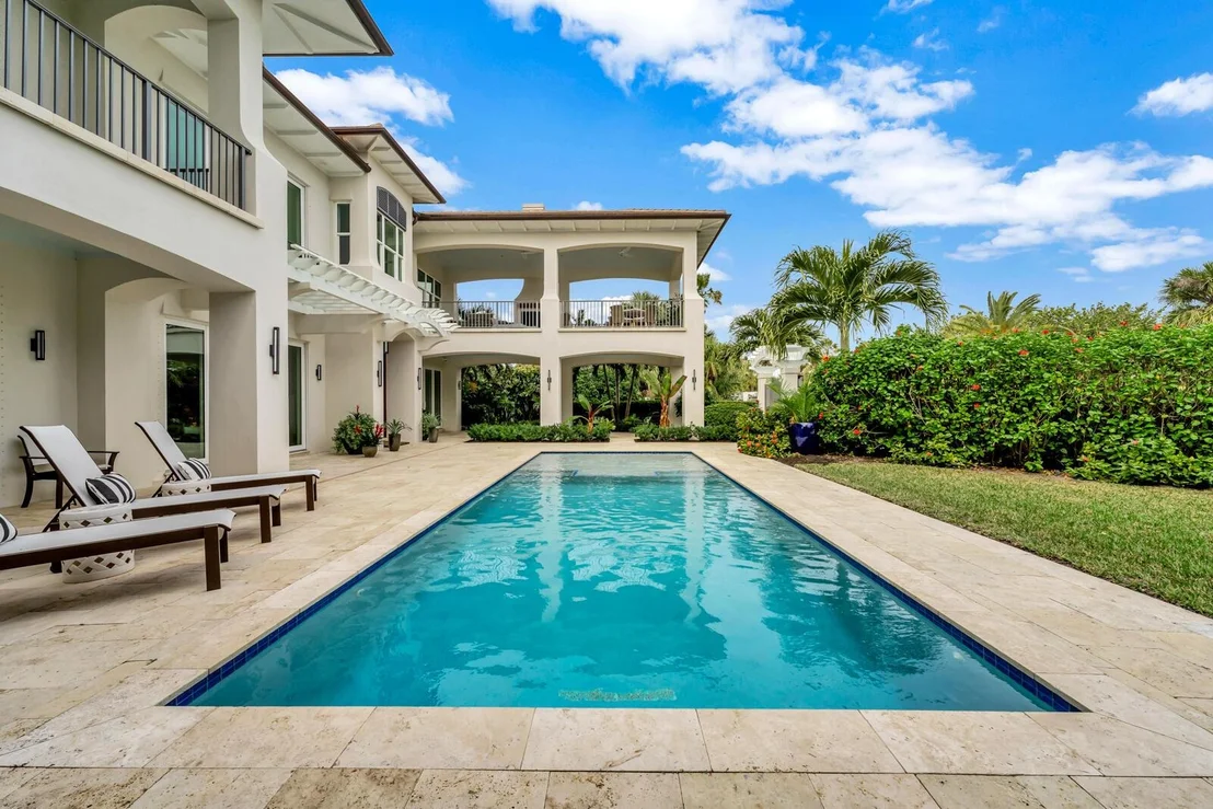 Photo of 195 Ocean Way