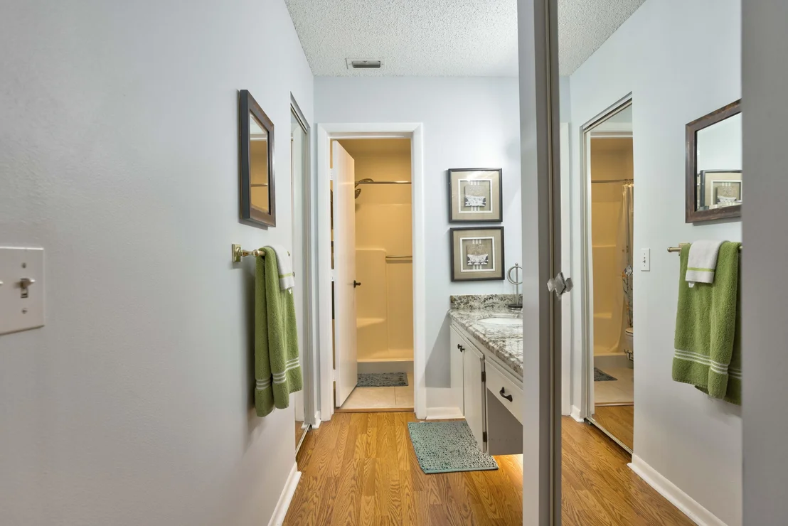 Photo of Unit E at 702 Pinecrest Circle