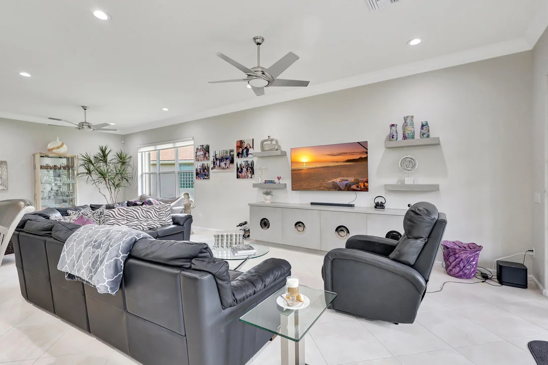 Photo of 8765 Laguna Royale Point
