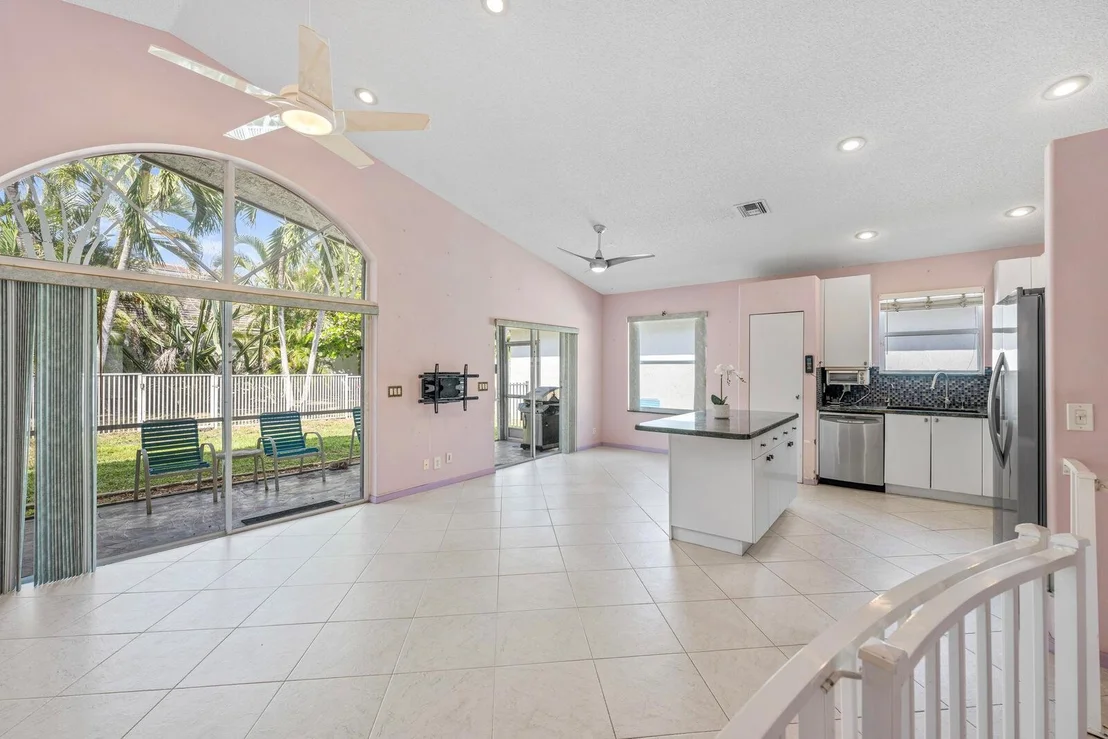 Photo of 10303 Utopia Circle N