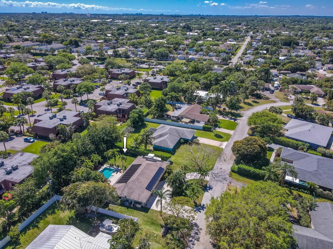 Photo of 5116 Laird Lane