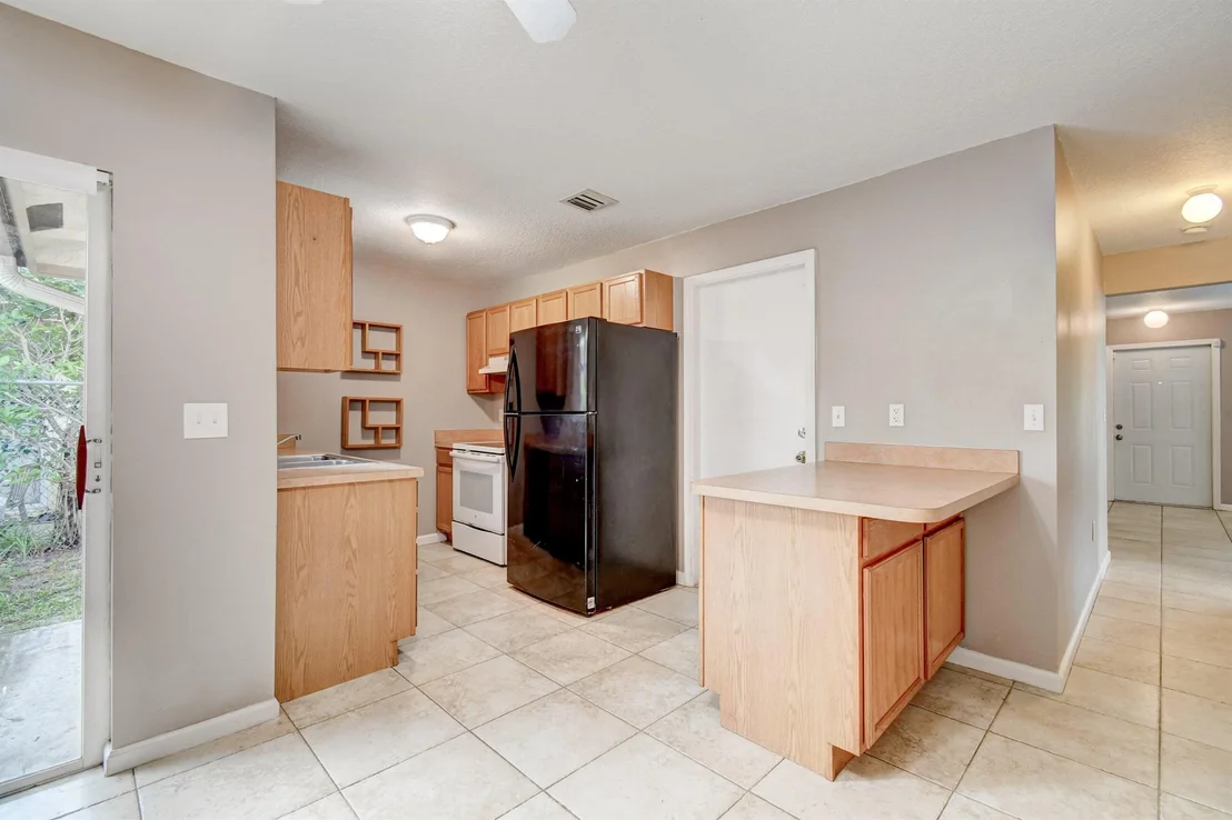 Photo of 125 Central Avenue