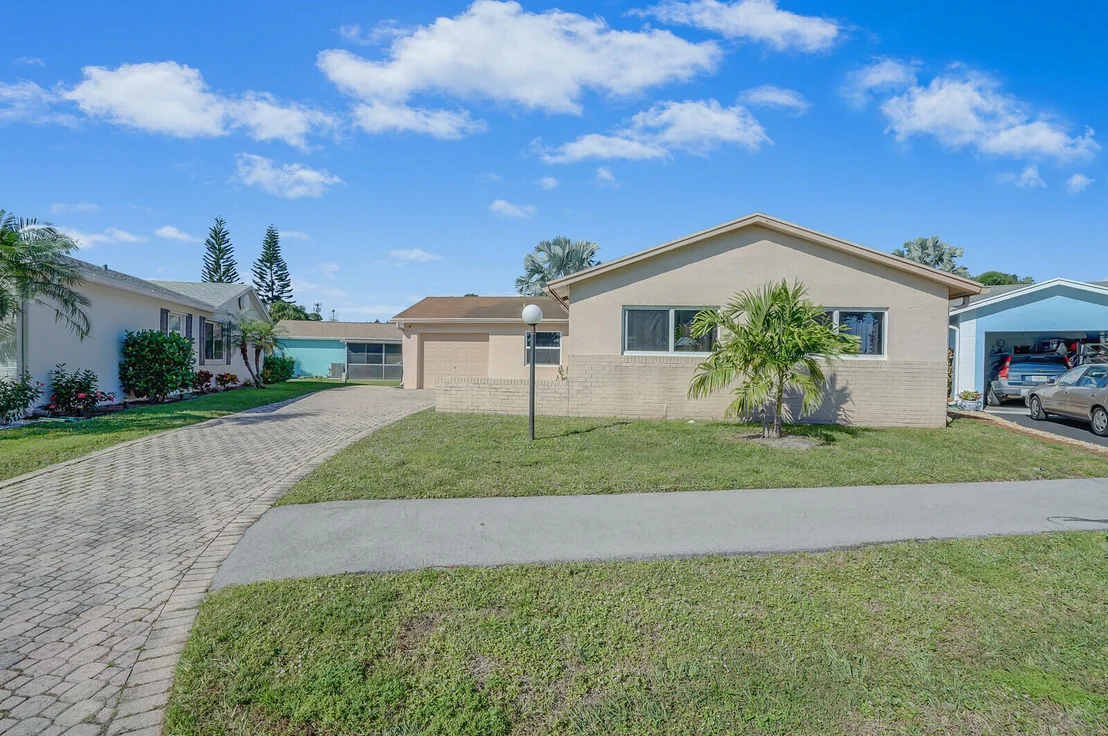 Photo of 4467 Pine Park Circle
