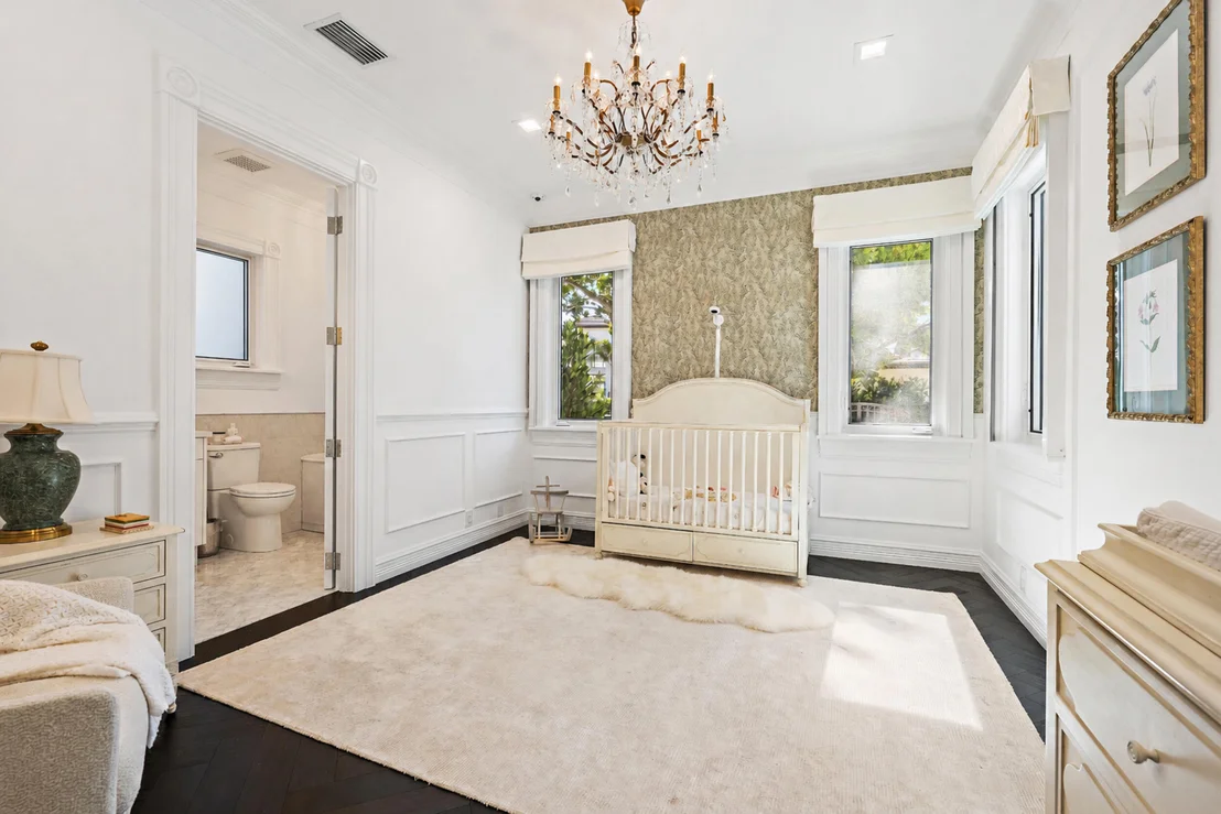 Photo of 386 Eagle Drive