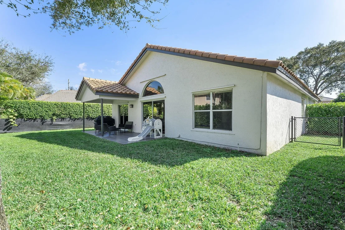 Photo of 5736 NW 48th Drive