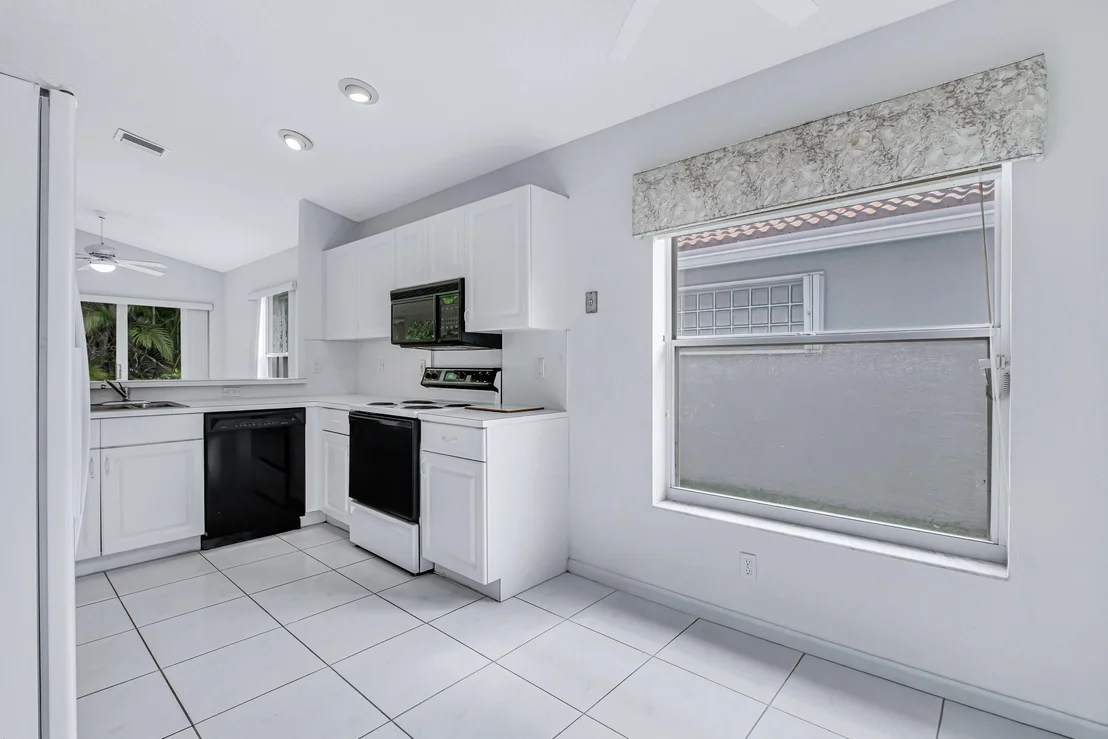 Photo of 9758 Harbour Lake Circle