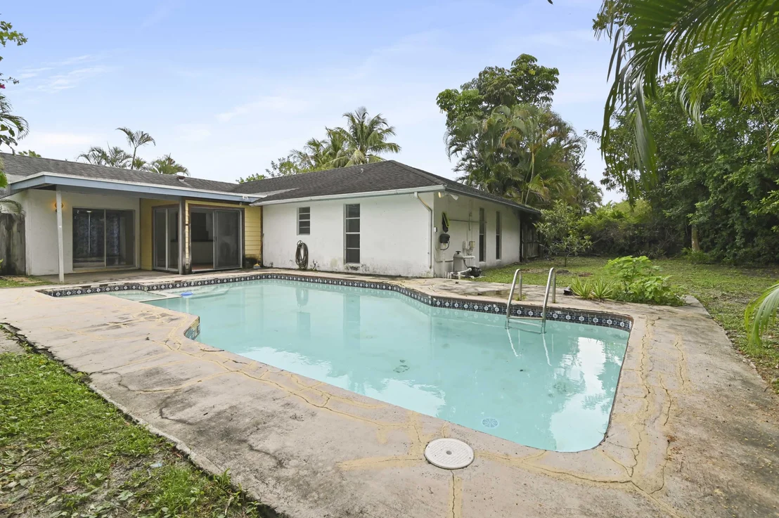 Photo of 1019 Hickory Trail