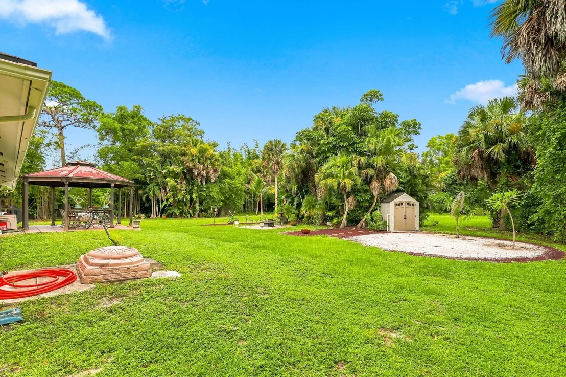 Photo of 12871 COMPTON Road