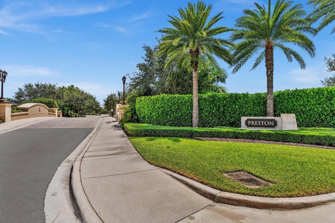 Photo of 16891 Pavilion Way