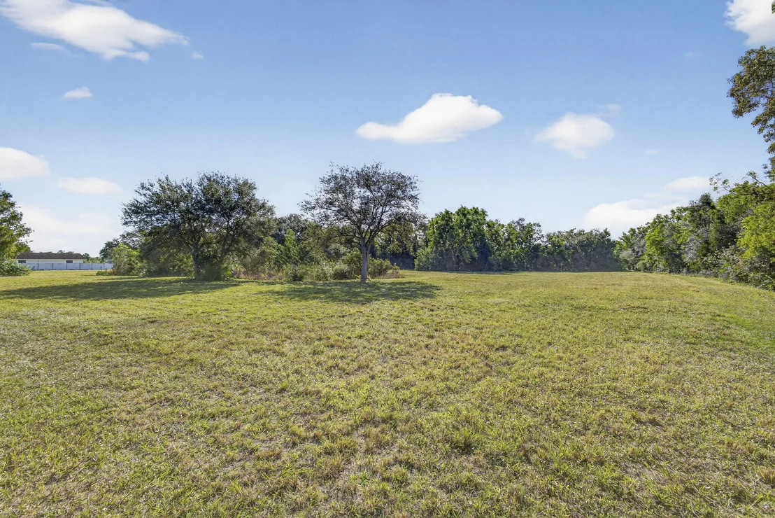 Photo of 16490 Rustic Road