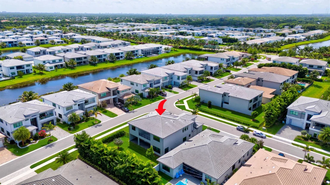 Photo of 8563 Dearborn River Way