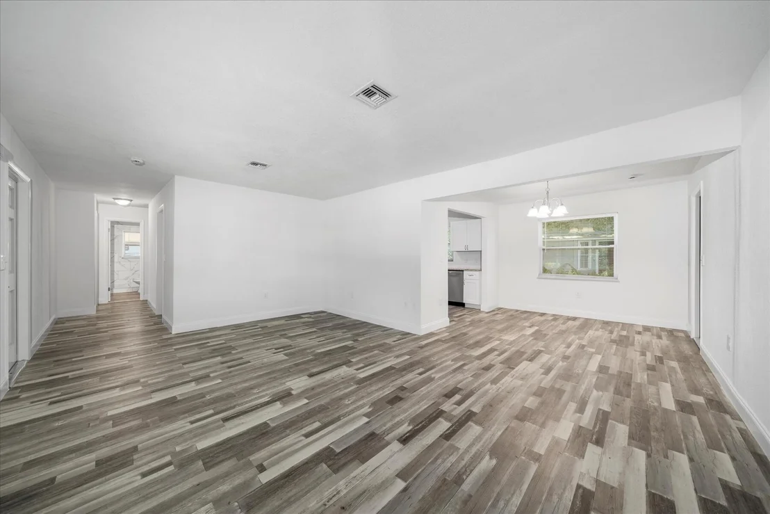 Photo of 825 2nd Street