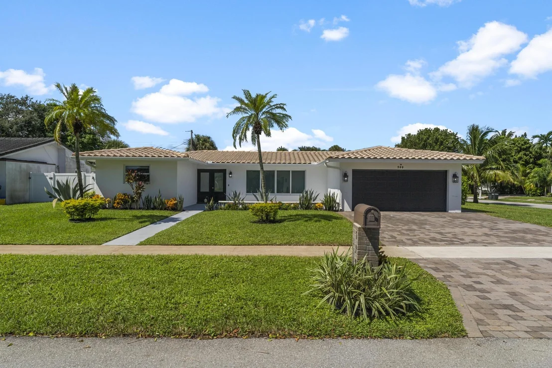 Photo of 599 NW 13th Drive