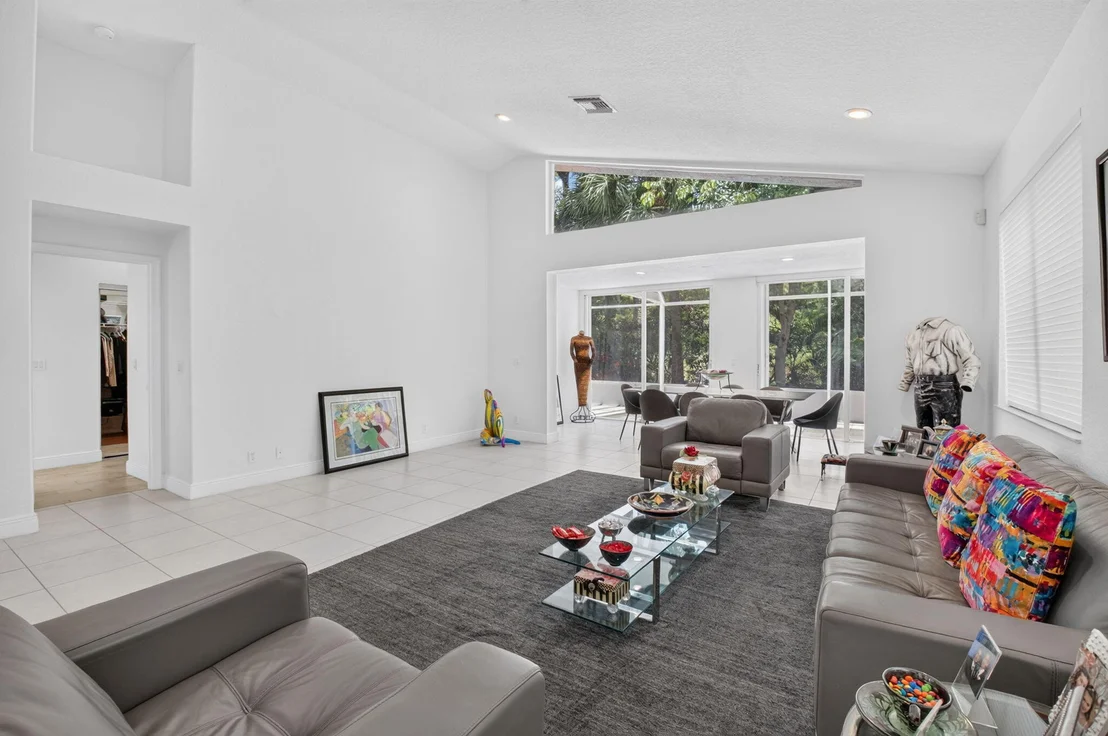 Photo of 5207 BROOKVIEW Drive