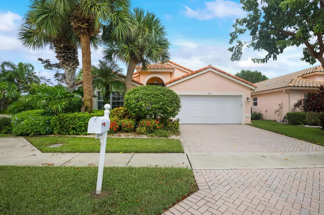 Photo of 5113 Bleu Lapis Drive