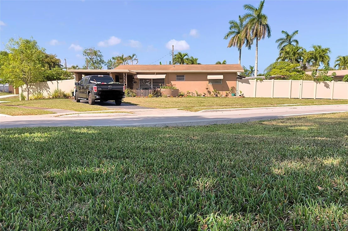 Photo of 6257 Margate Boulevard
