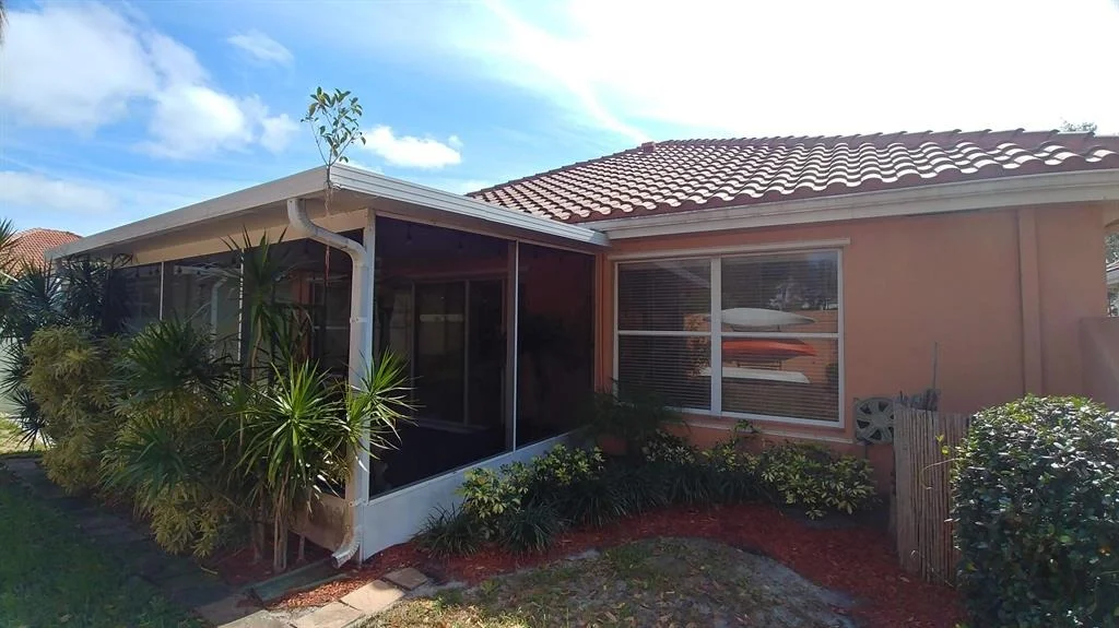 Photo of 104 S Hampton Drive