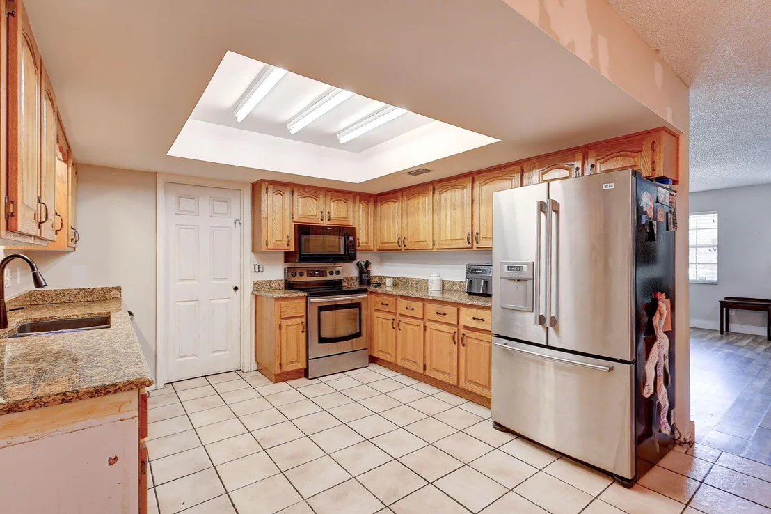 Photo of 6107 Hickory Drive