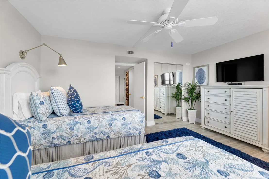 Photo of Unit 708 at 1010 S Ocean Boulevard