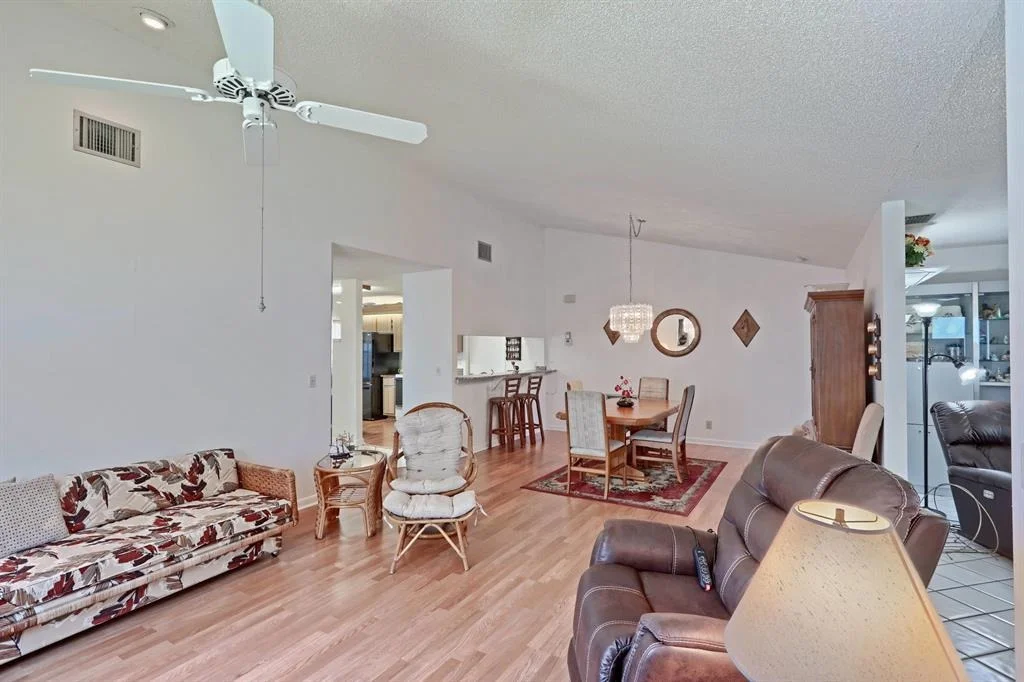 Photo of 6531 Overland Drive