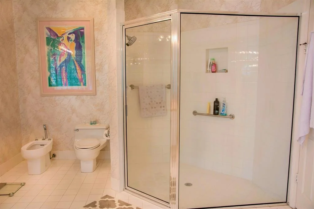 Photo of 7602 La Corniche Circle