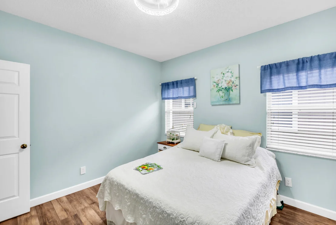 Photo of 401 Tamarind Place
