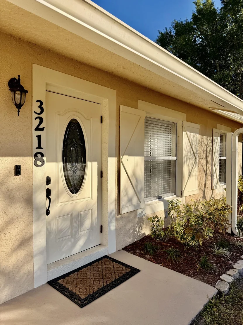 Photo of 3218 NW 33rd Avenue
