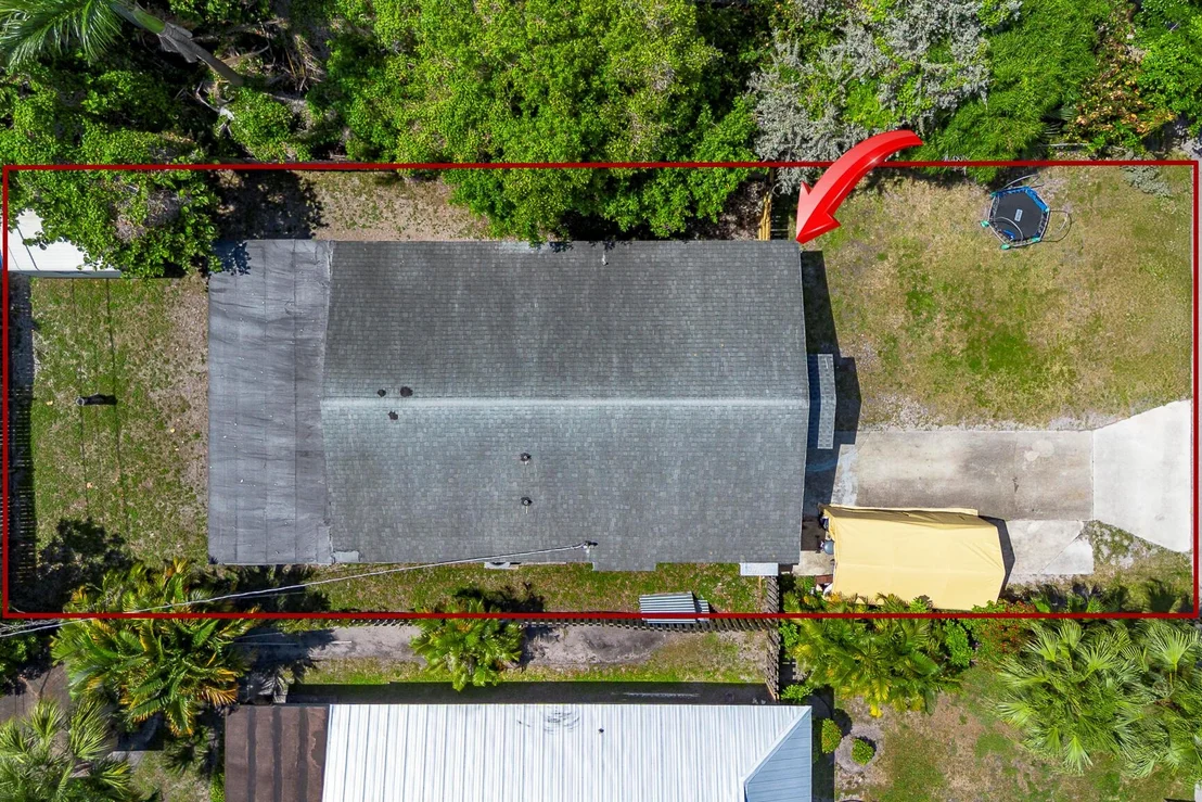 Photo of 7723 4th Terrace
