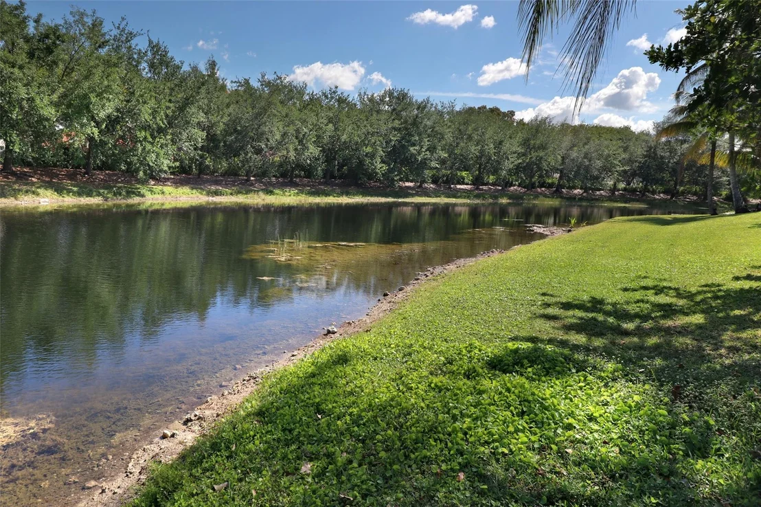 Photo of 505 Spinnaker Drive