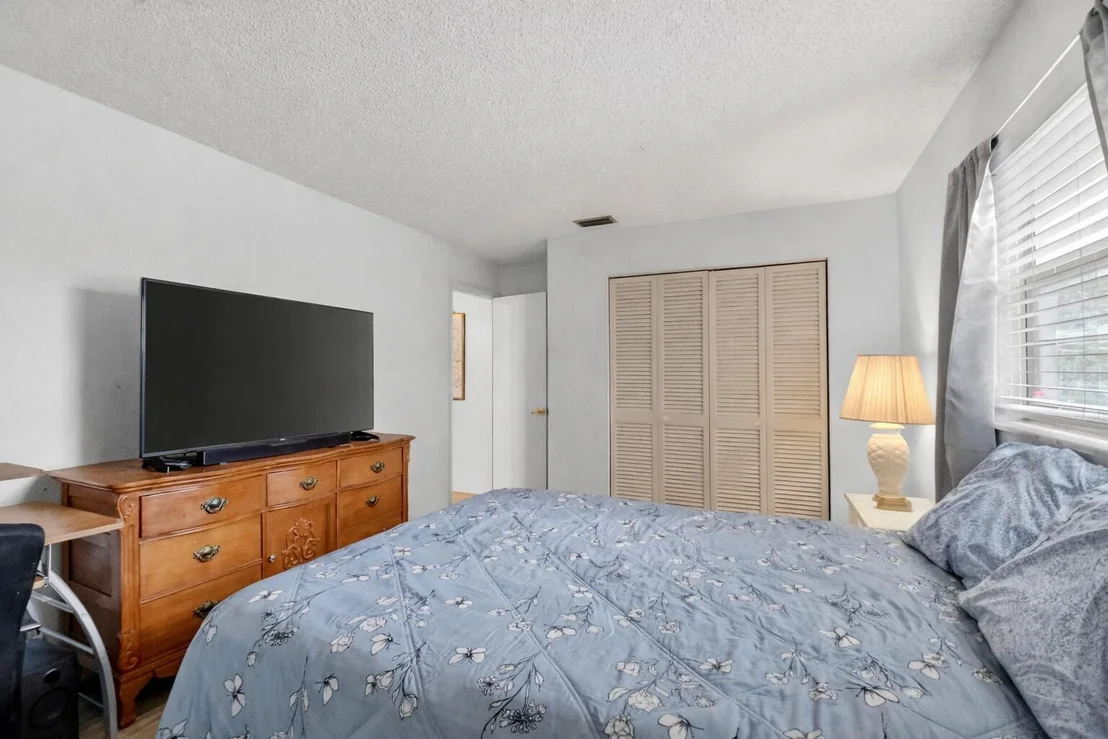 Photo of 3120 Seagrape Road