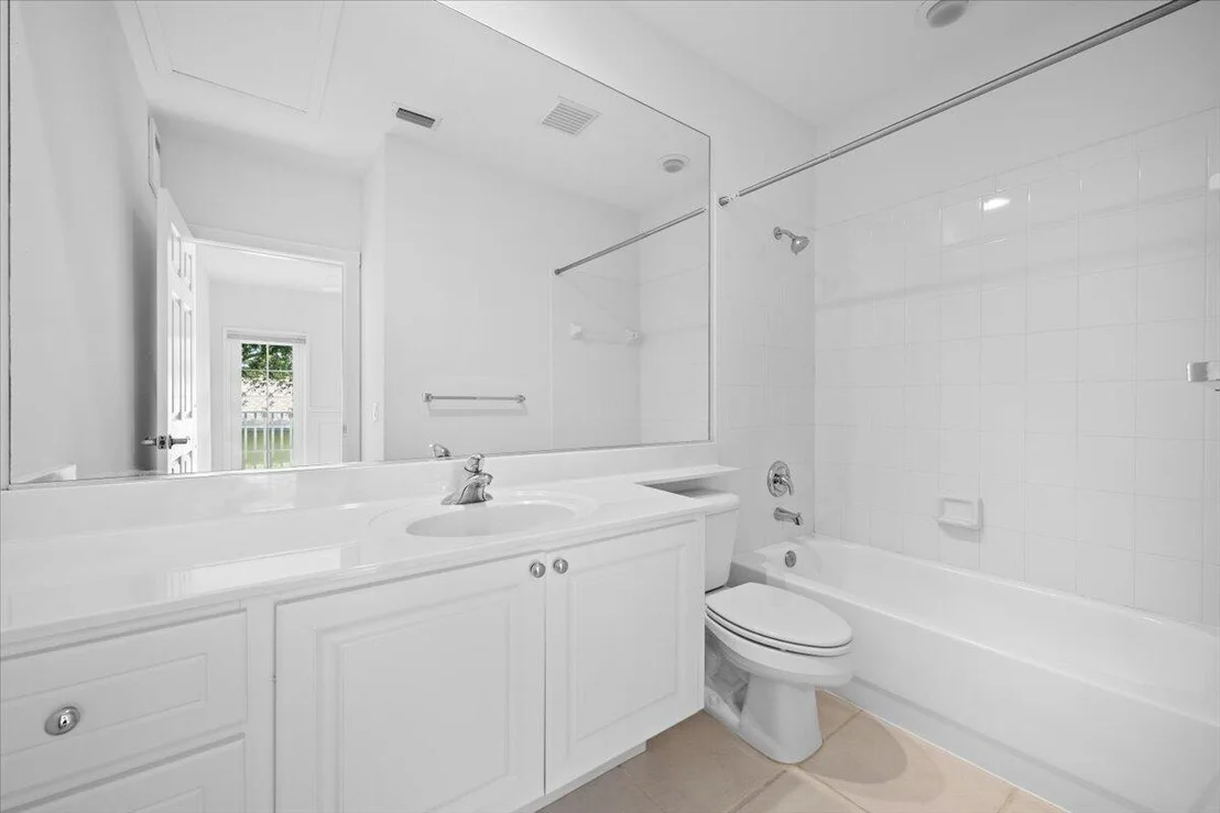 Photo of 132 Waterford Drive