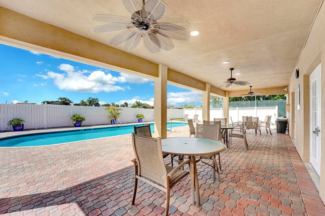 Photo of 5445 Grande Palm Circle