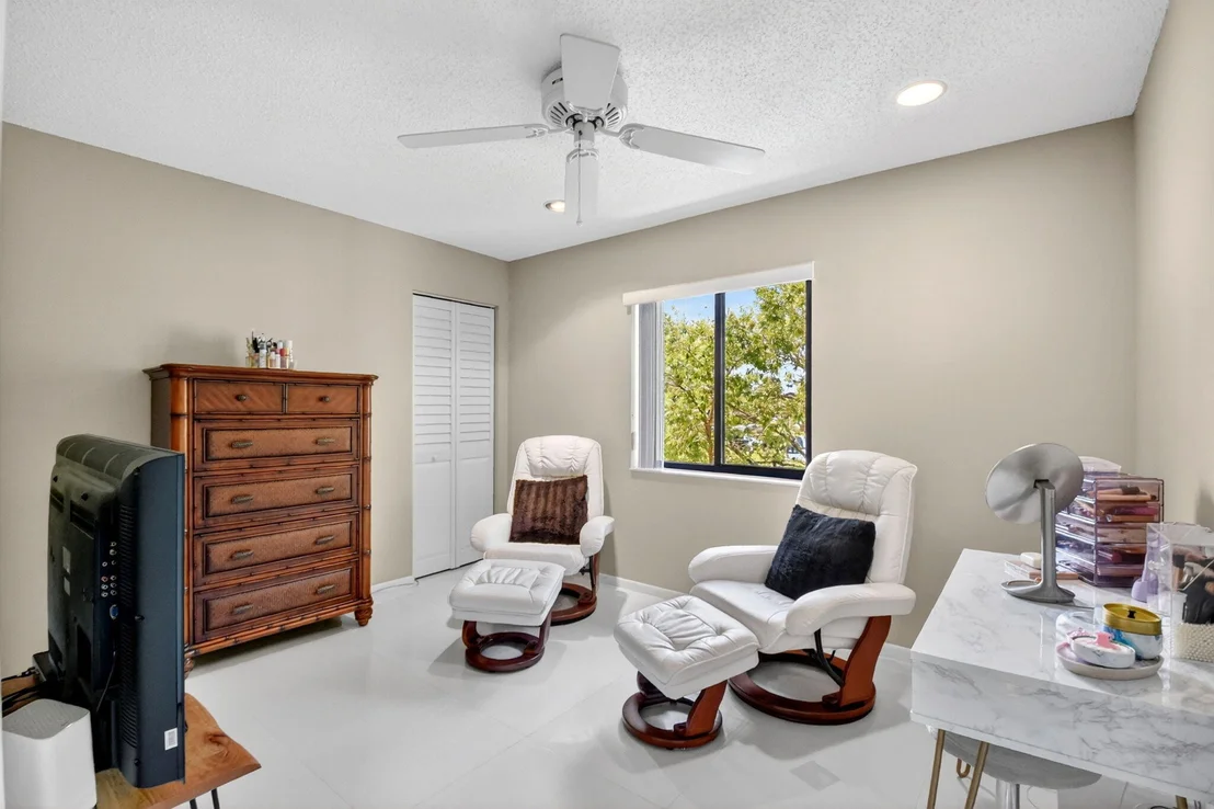 Photo of Unit D2 at 207 Pine Hov Circle