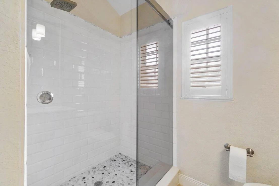 Photo of 1090 Morse Boulevard