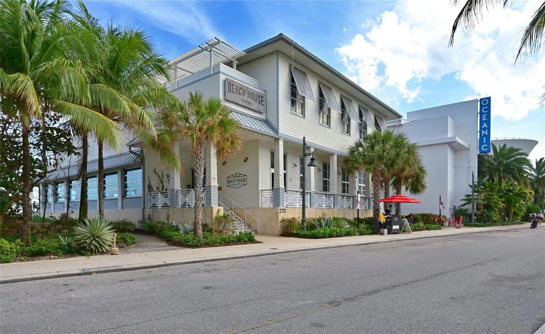 Photo of 188 SE 2nd Avenue
